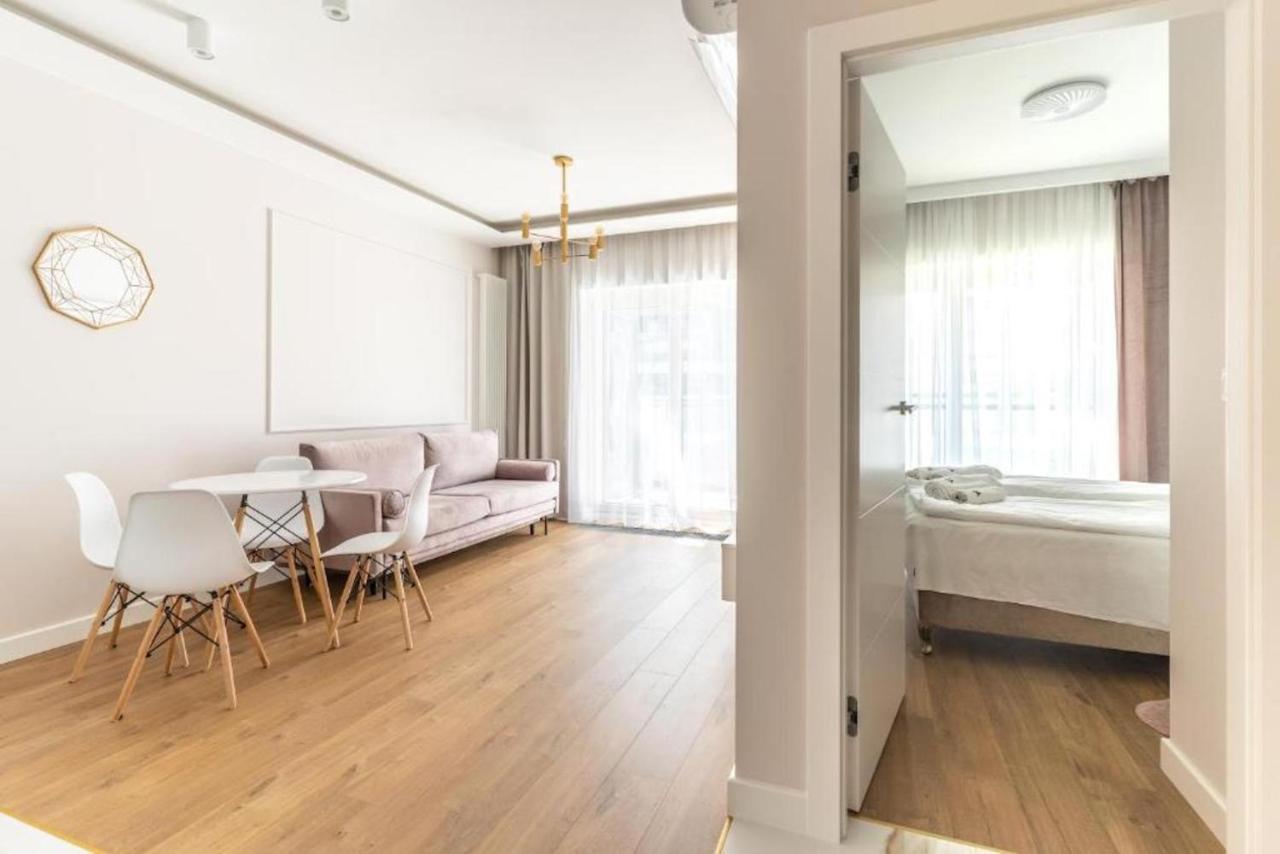 Apartament Mennica Residence - Golden Apartments - Comfortable And Stylish Warsaw Exterior photo